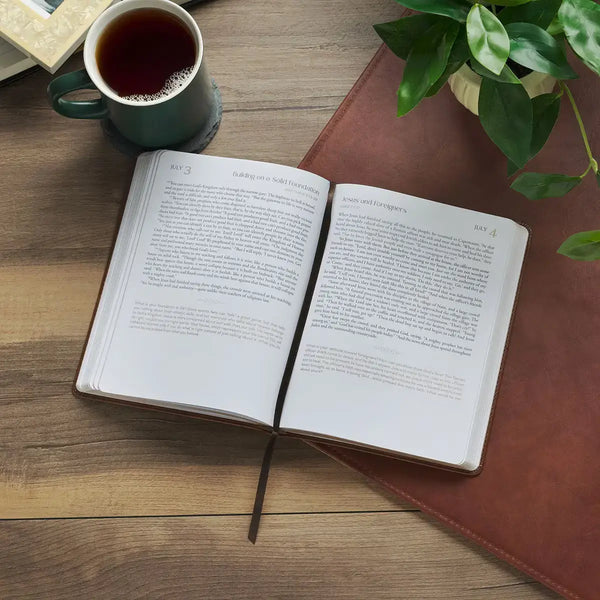365 Days through the Bible Chestnut Brown Faux Leather Daily Devotional