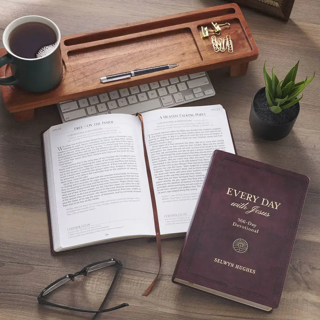 Every Day with Jesus: 366-Day Burgundy Faux Leather Devotional
