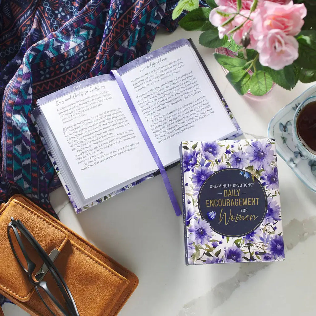 One-Minute Devotions: Daily Encouragement for Women Hardcover Devotional