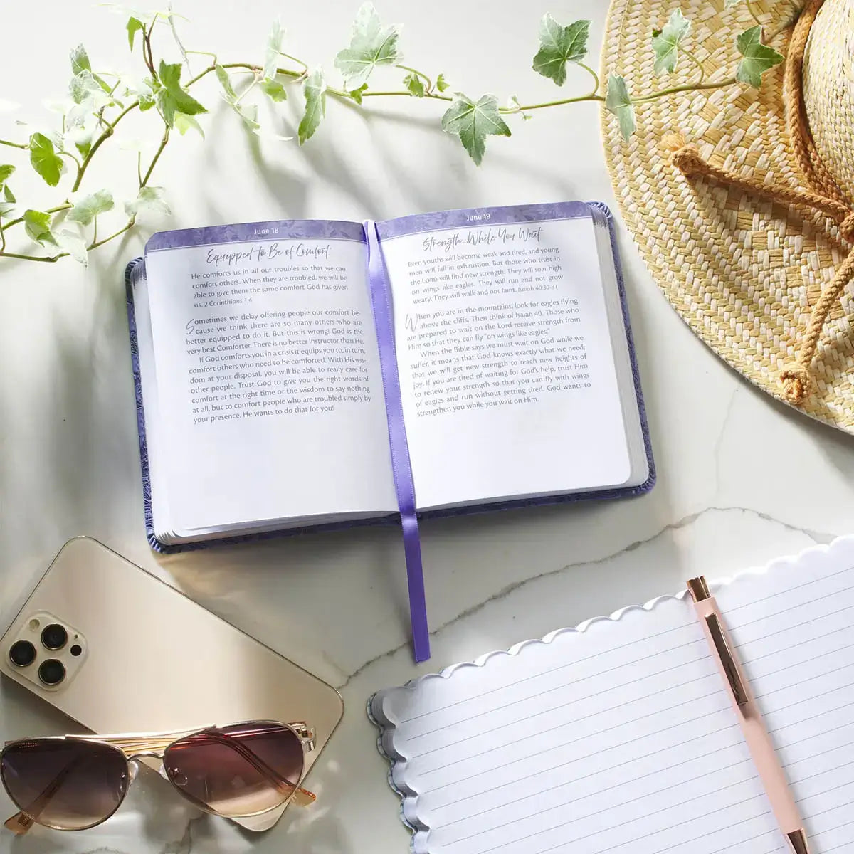 One-Minute Devotions: Daily Encouragement for Women Purple Floral Faux Leather Devotional