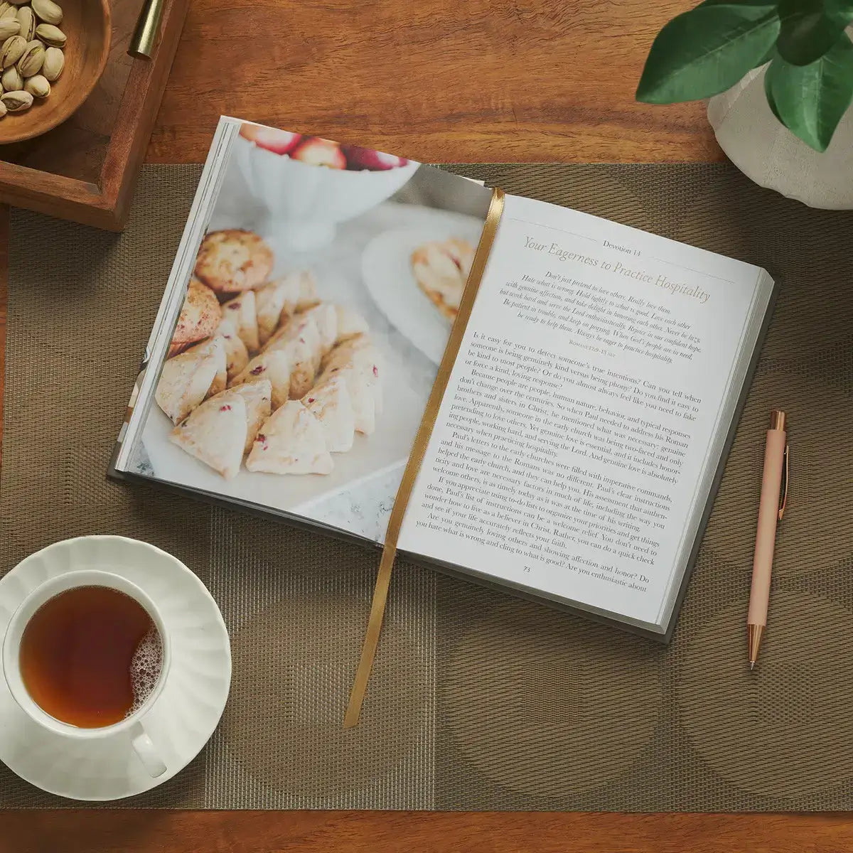 The Welcoming Home: A Devotional Guide to Showing Hospitality for God's Glory